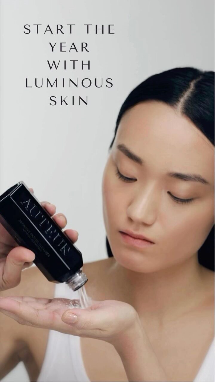 Instagram post from zsuatelier. This post is in position 3.